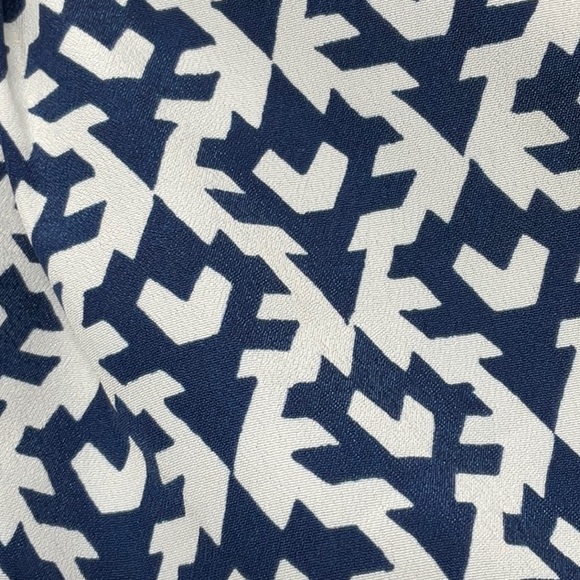 J Crew v-neck spaghetti strap sundress, size 6. - Picture 6 of 8